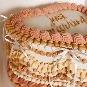 {"eId":"1148595345617281","CameraPosition":1}